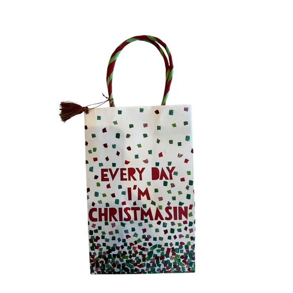 Christmas Gift Bags New LOT 27 Various Sizes  and Designs NWT - Picture 5 of 7